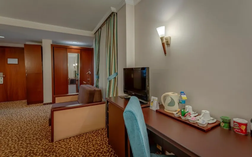 Best Western Plus Khan 4*-29
