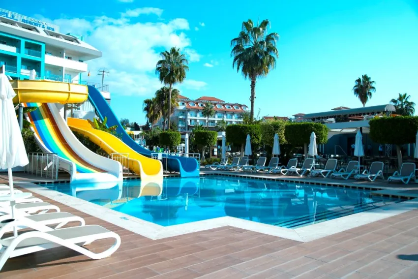 SEASHELL RESORT & SPA HOTEL  5*-15