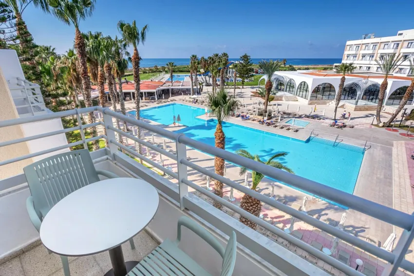 Louis Phaethon Beach 4*-13