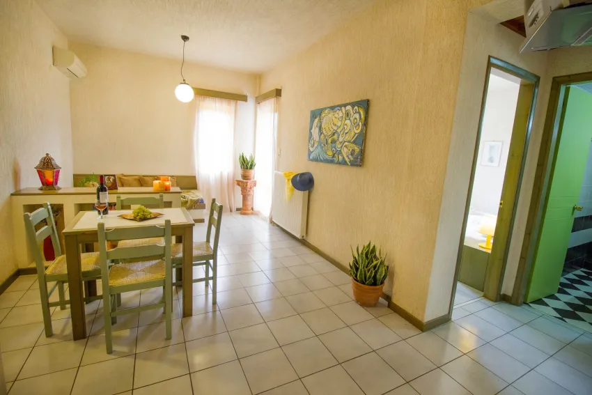 Lycasti Maisonettes 2*-22