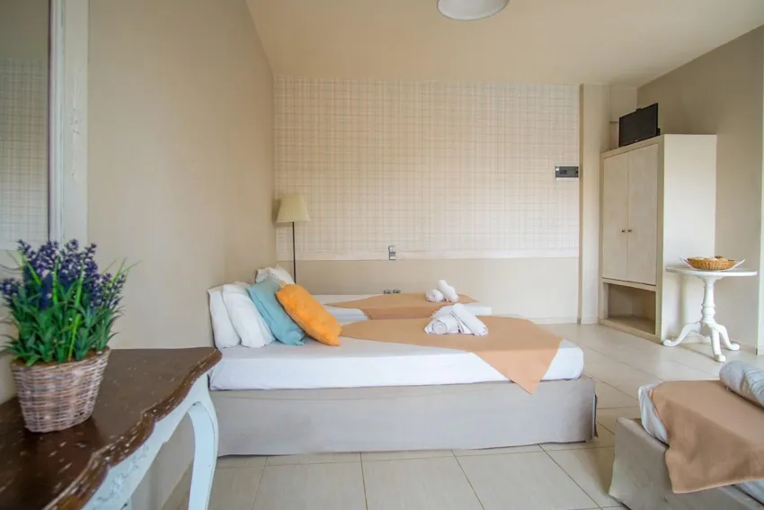 Golden Sun Boutique 3*-23