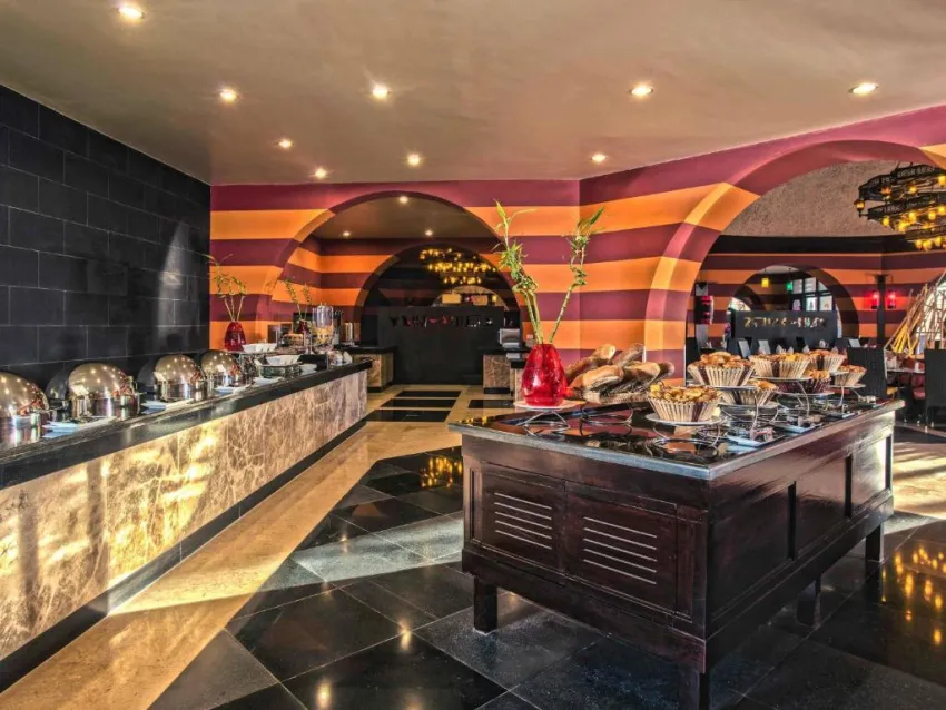 MOVENPICK HURGHADA (EX.MERCURE)  4*-21