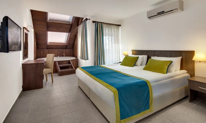 SIDE SU HOTEL (ADULT ONLY 16+)  4*-15