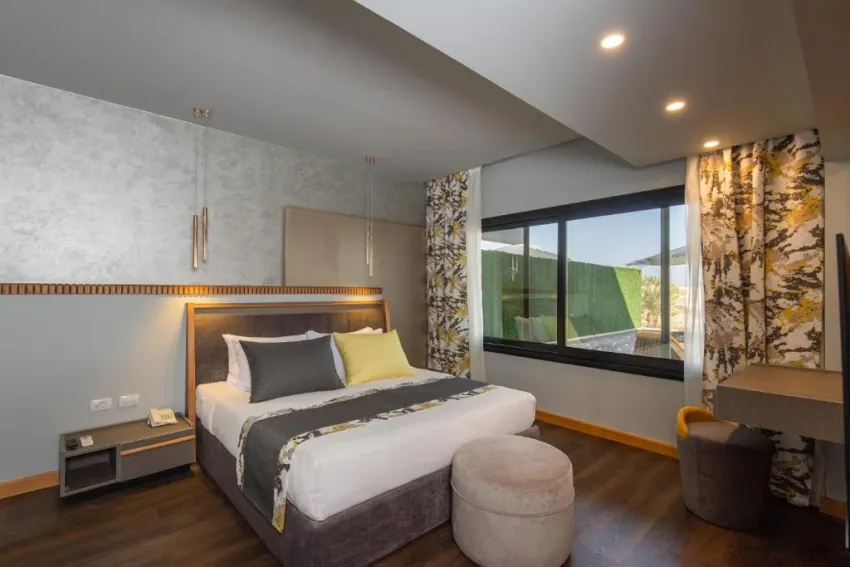 LONG BEACH RESORT  4*-45