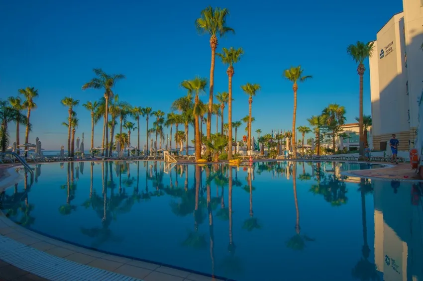 Marlita Beach Hotel Apartments 3*-7