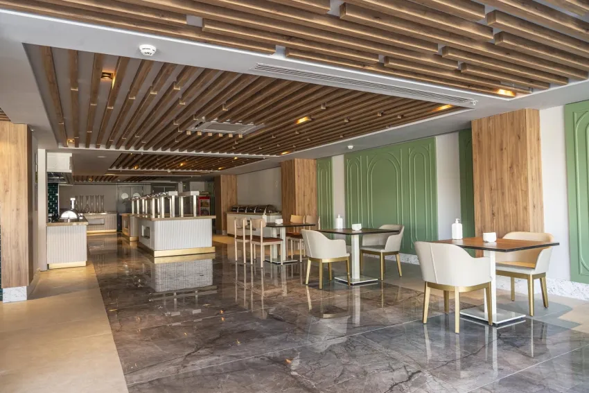 Side Square Hotel 4*-8