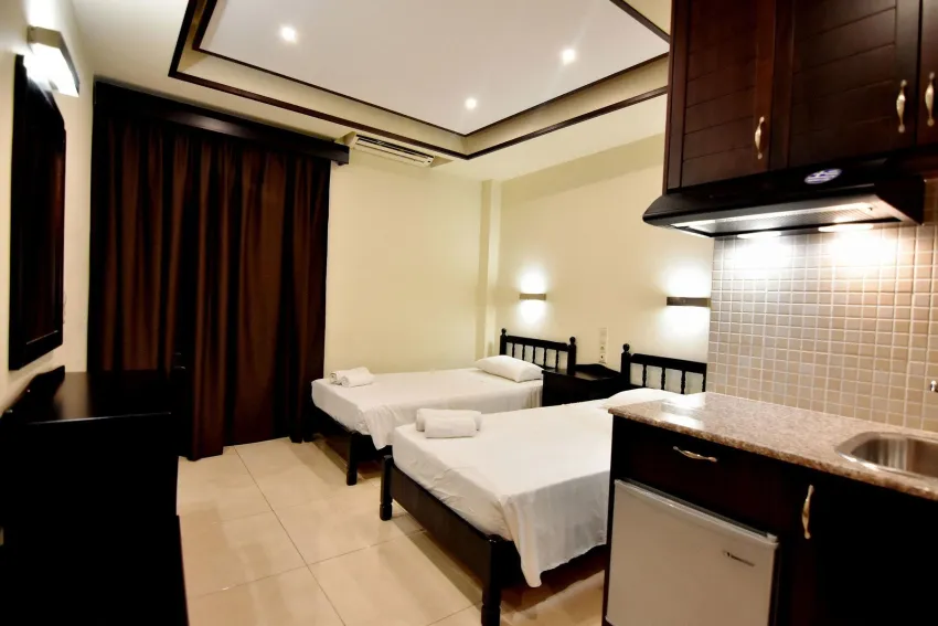 24 Seven Boutique Hotel 3*-4