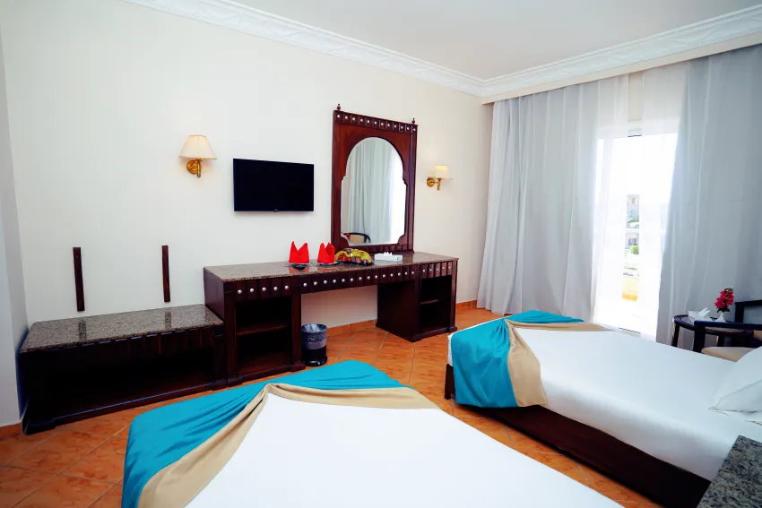 Utopia Beach Club 4*-37