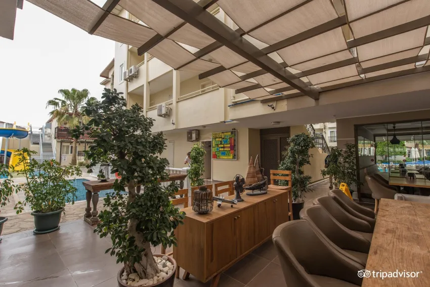 Sun City Apartments 3*-6