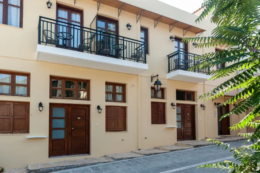 Palazzo Fortezza Studios 3*-6