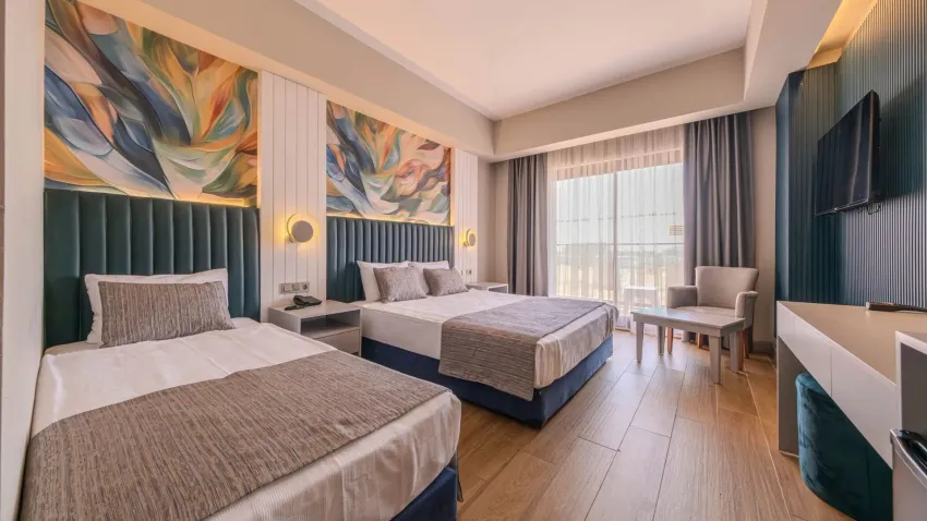 Dream Fun World Hotel 5*-8