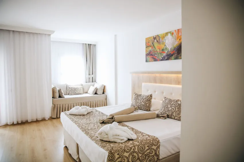 Cesars Side (Ex. Cesars Resorts Side) 5*-13