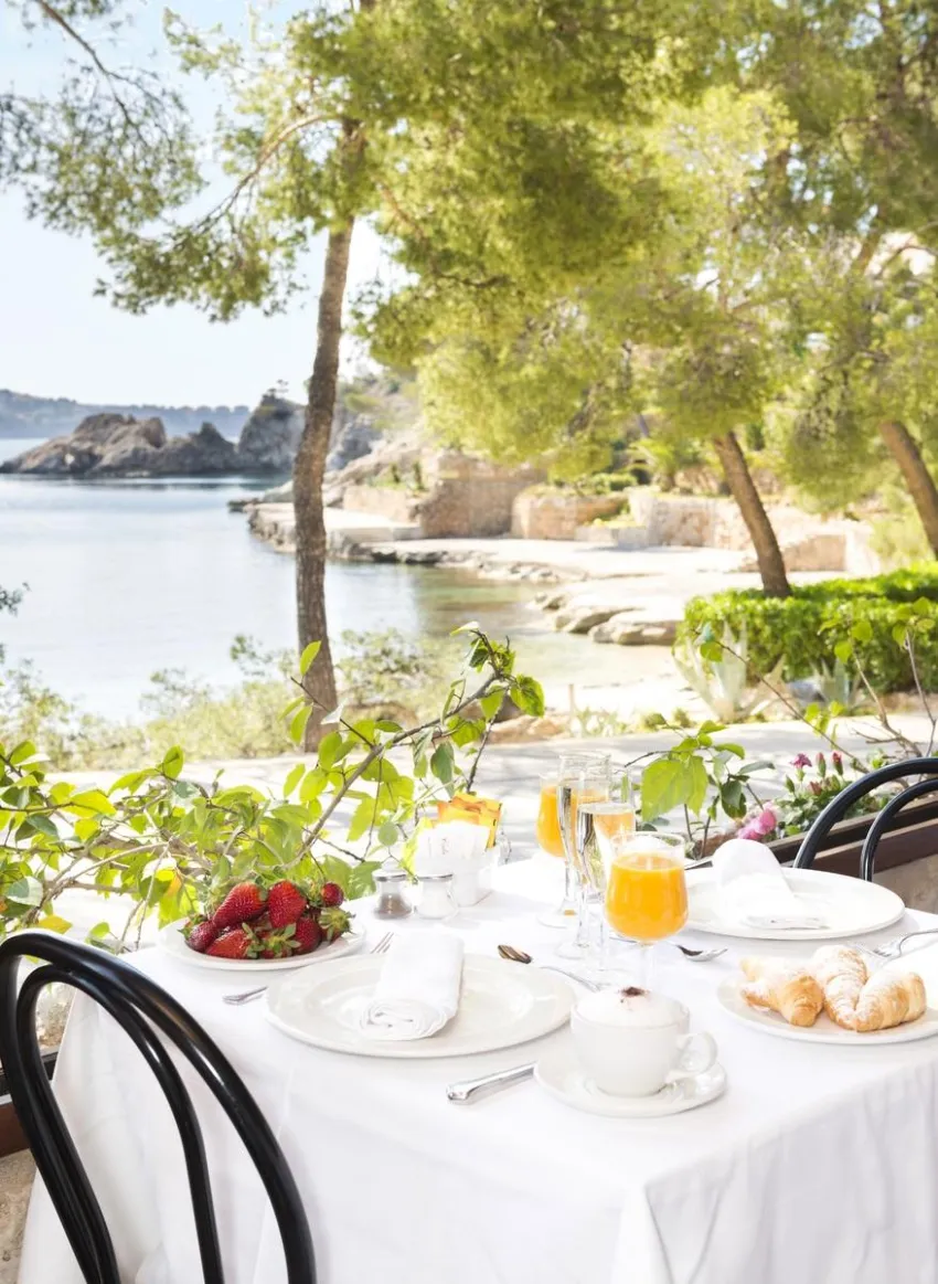 Cala Fornells Hotel 4*-7