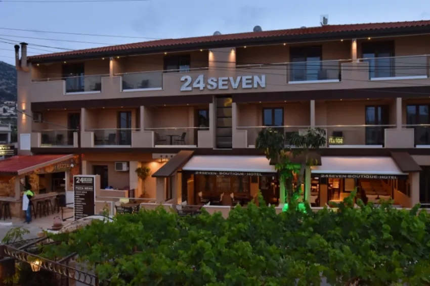 24 Seven Boutique Hotel 3*-3