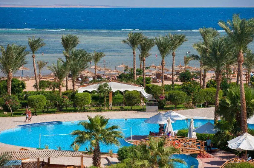AMWAJ OYOUN HOTEL & RESORT  5*-57