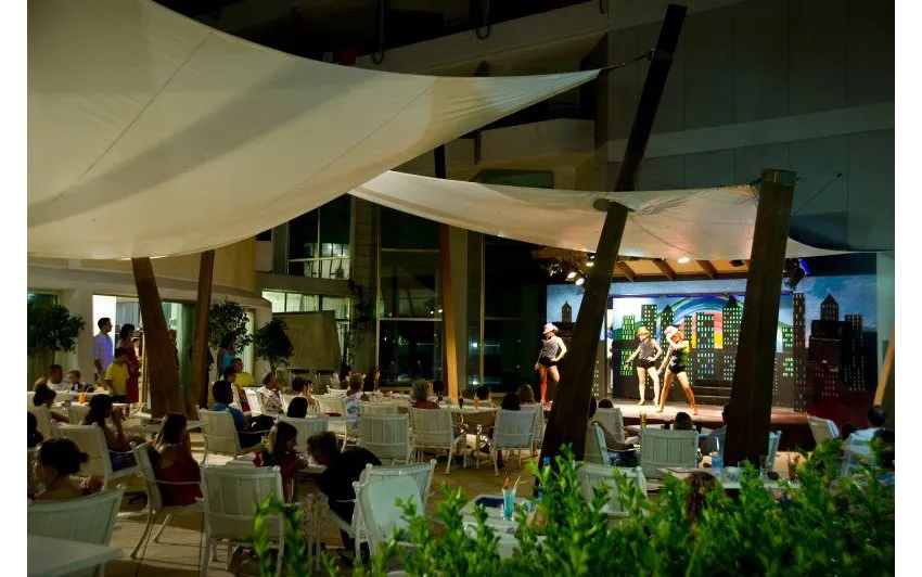 Louis Imperial Beach 4*-3