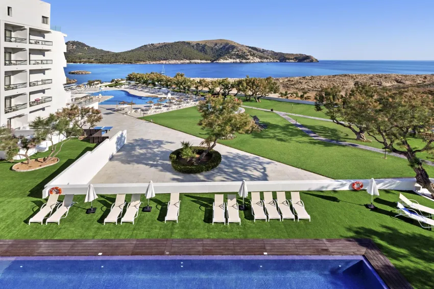THB Cala Lliteras Hotel 4*-7