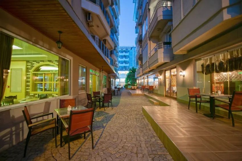 Monart City Hotel 4*-42