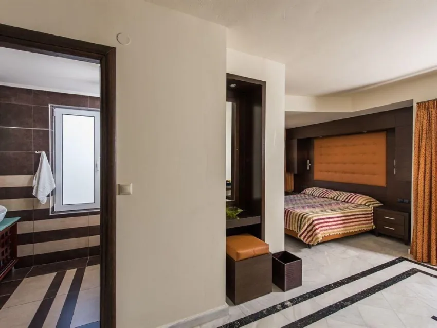 Lito Beach Hotel 3*-32