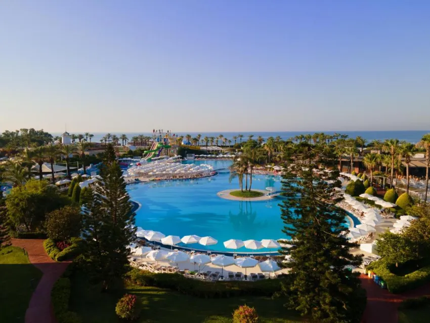 MIRACLE RESORT  5*-11