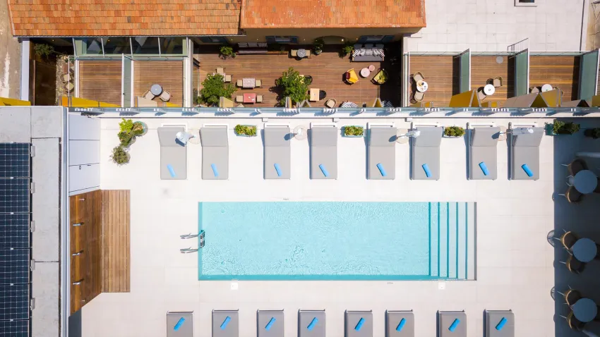 Hotel Indigo Larnaca (Adults Only) 4*-5