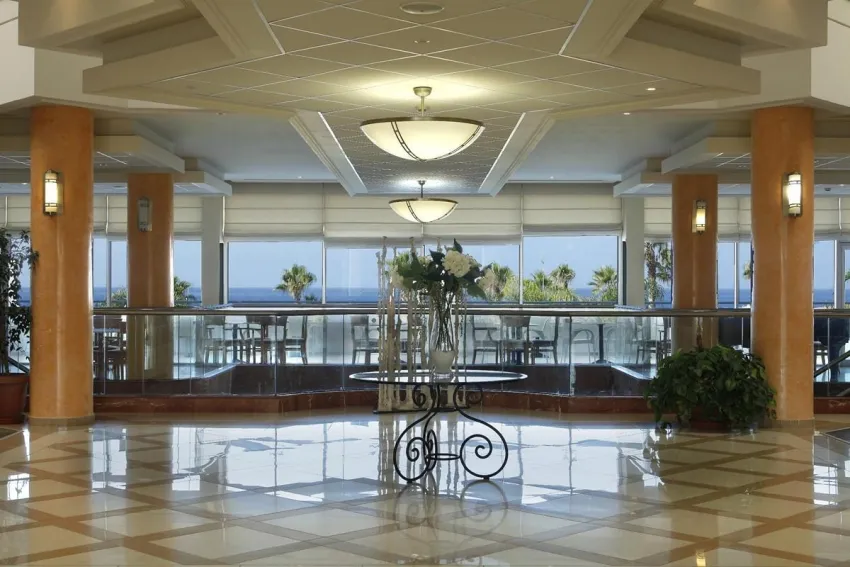 Leonardo Cypria Bay 4*-6