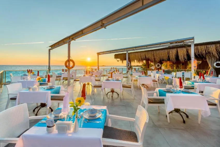 JUSTINIANO CLUB ALANYA  4*-14