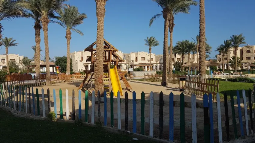 ROYAL LAGOONS RESORT & AQUA PARK  4*-17
