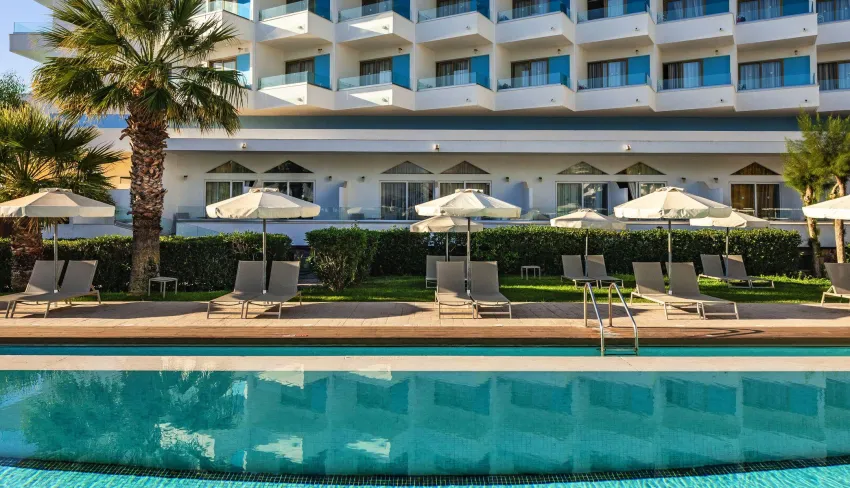 Blue Sea Beach Resort 4*-7