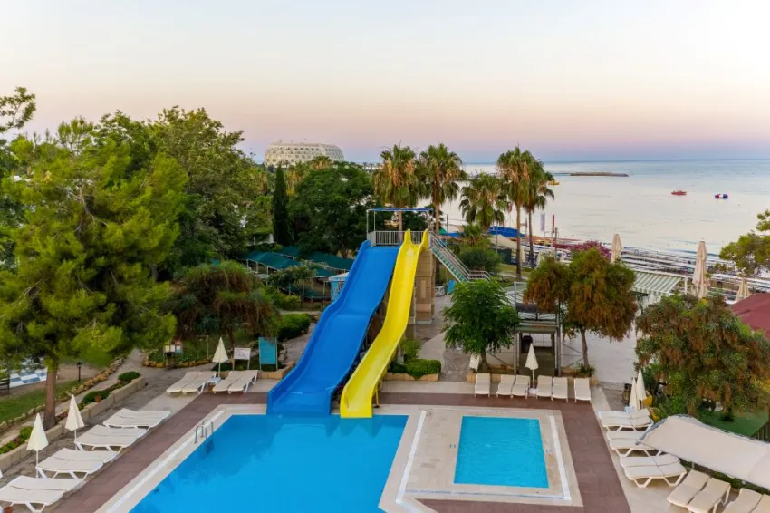 ARMAS GREEN FUGLA BEACH  4*-15