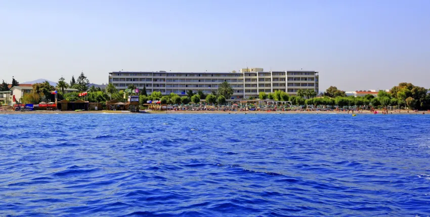 Blue Bay Beach Resort 4*-1