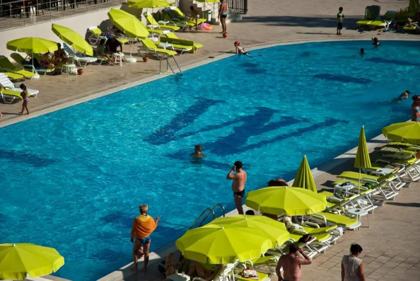 WHITE LILYUM HOTEL  4*-27