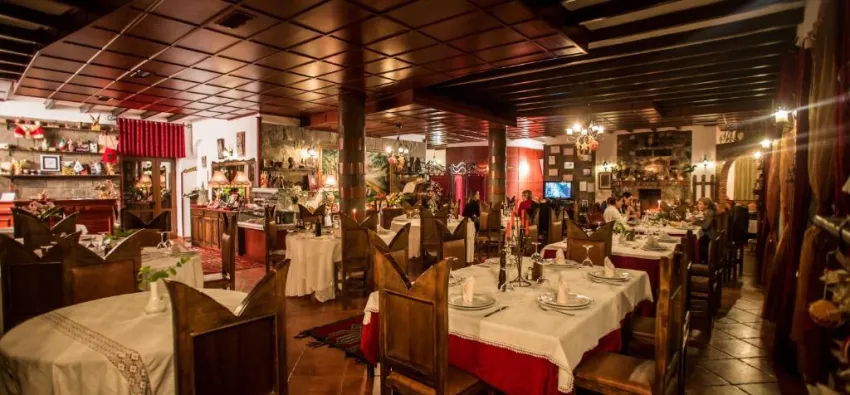 CASTLE PARK HOTEL  4*-8