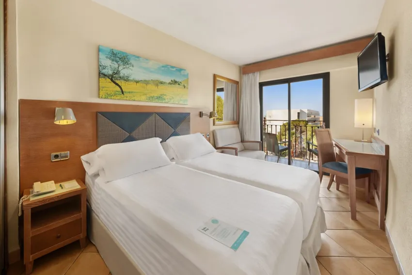 Occidental Playa de Palma 4*-19