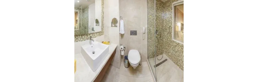 Melas Lara 5*-11