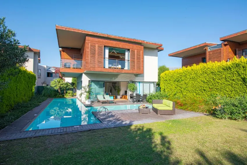 Arum Barut Collection 5*-32