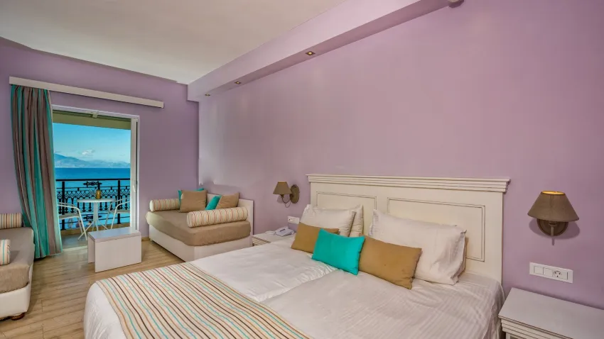 Alexandra Beach Resort 4*-17