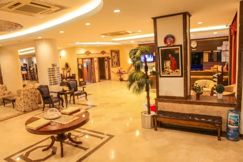 PINE HOUSE HOTEL  4*-14