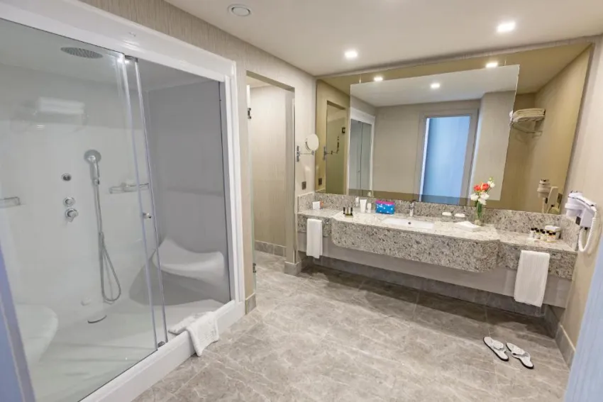 ROYAL SEGINUS  5*-50