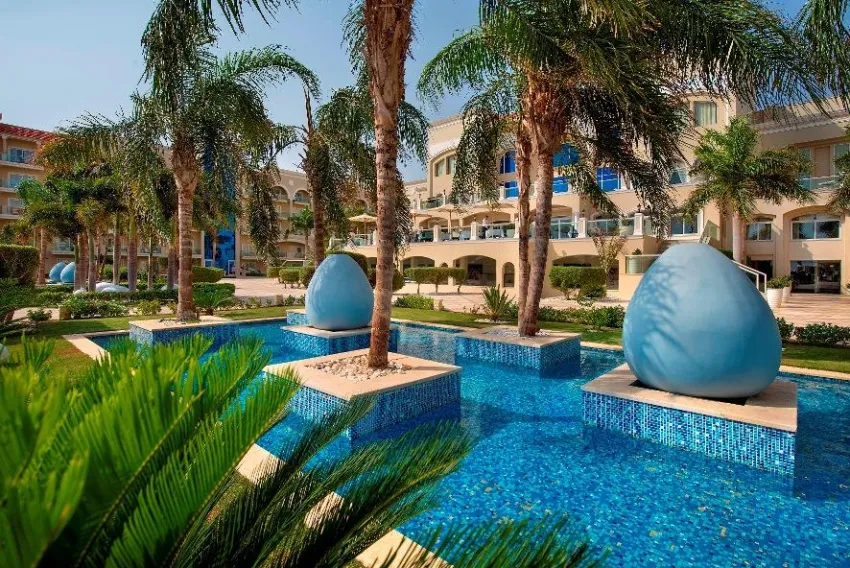 PREMIER LE REVE HOTEL & SPA (ADULTS ONLY 16+)  5*-18