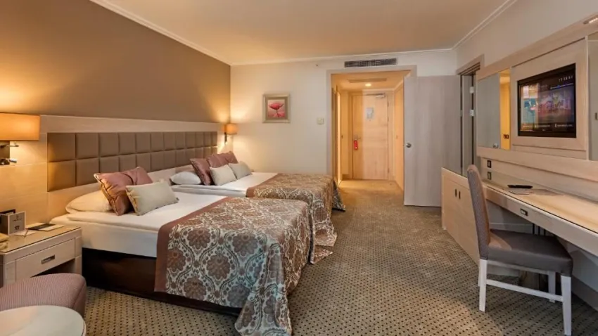 Miracle Resort Hotel 5*-7