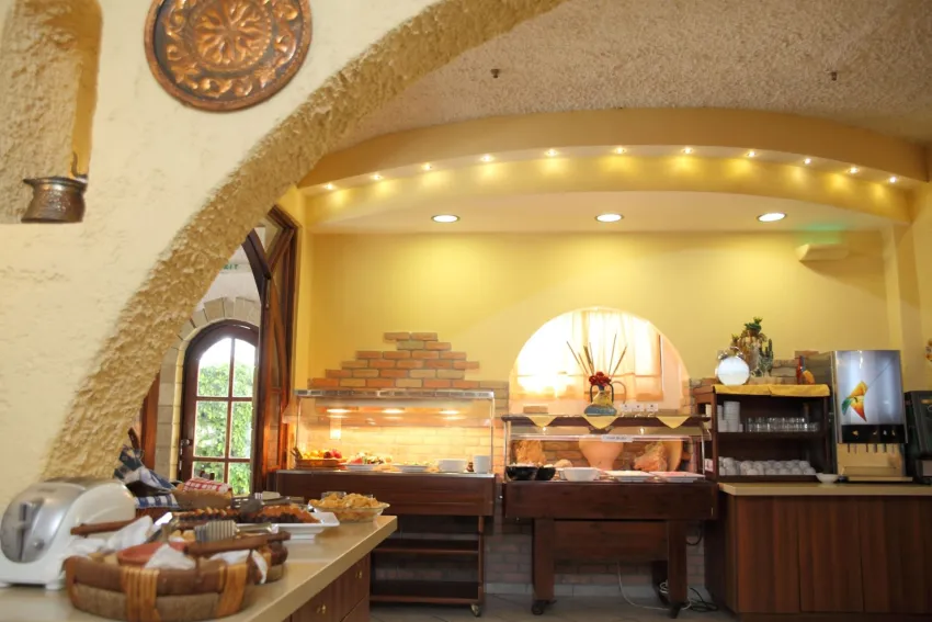 Erato Hotel Gournes 3*-6