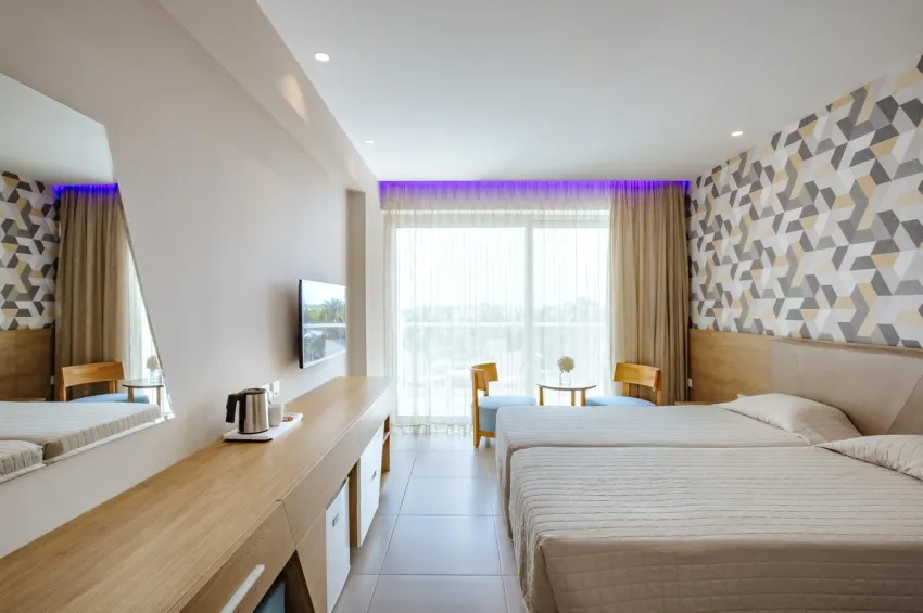 Seasons Hotel by Tasia Maris 4*-41