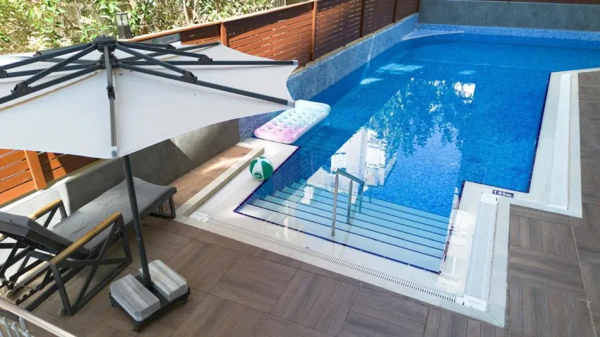 Royalisa City Apart 3*-23