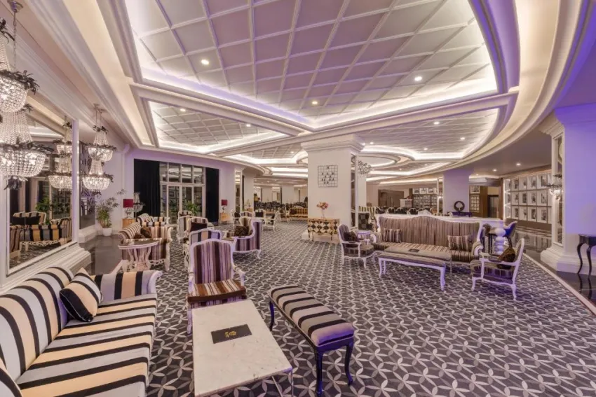 DELPHIN IMPERIAL HOTEL  5*-42