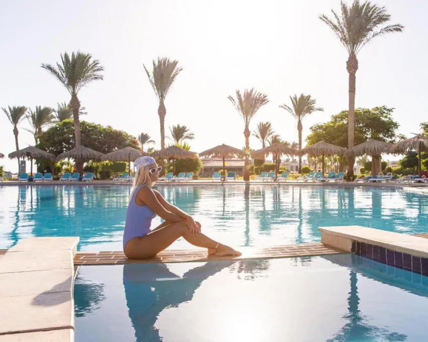 LONG BEACH RESORT  4*-108