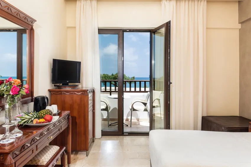 Geraniotis Beach Hotel 4*-14