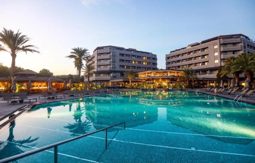 MIRAMARE BEACH HOTEL  5*-1