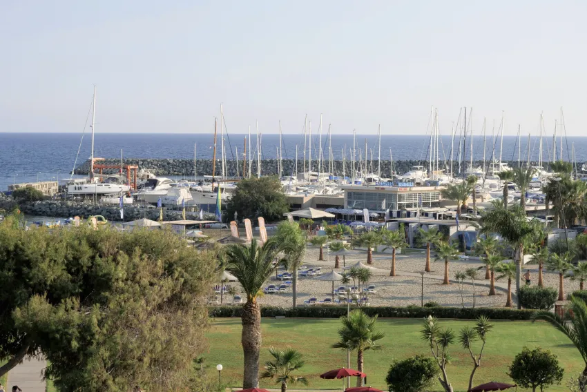 St. Raphael 5*-9