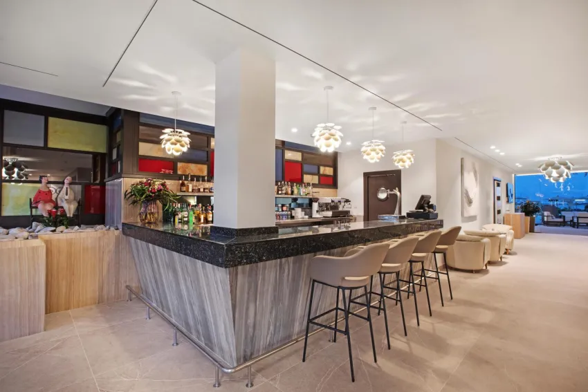 VIVA Golf Adults Only 18+ 4*-15